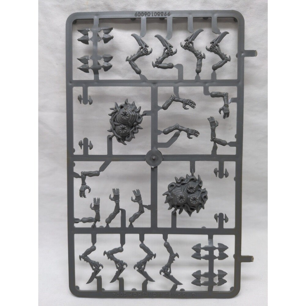 Tryanid Genestealer Warhammer 40k Sprue 2004